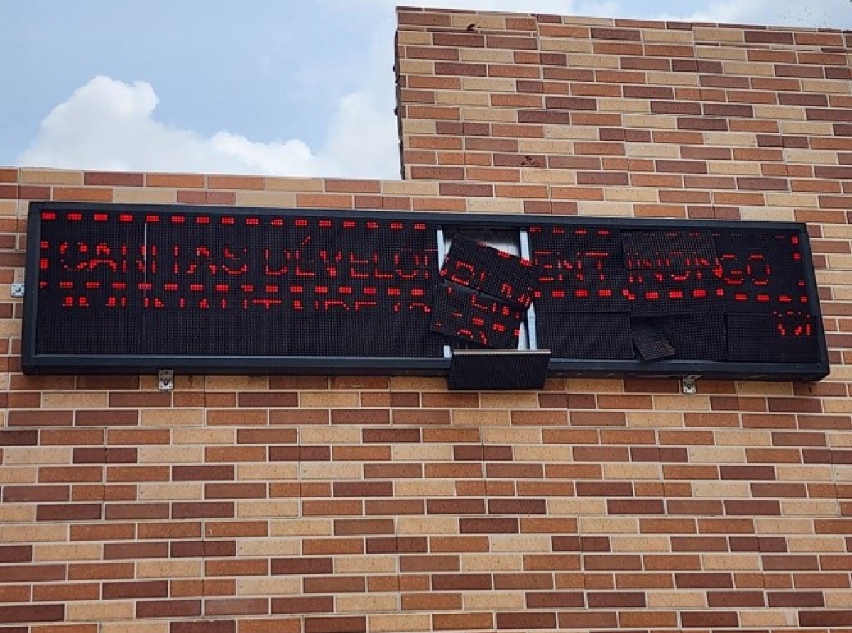 Vandalisme de Caritas par les enseignants, Maï-Ndombe : Justin Mulapi annonce l’ouverture des procédures disciplinaires